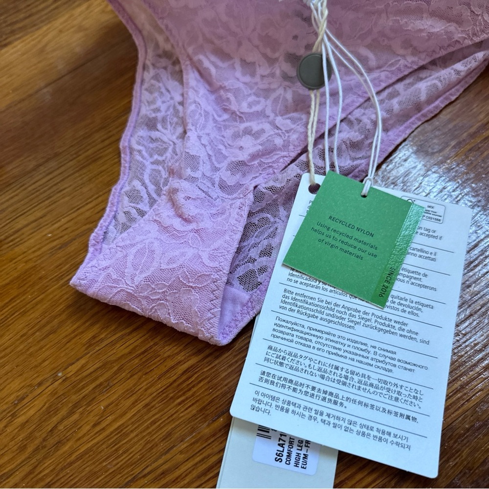 Stella McCartney Comfort Lace with logo, high leg bikini 
Orchid size M - Picture 4 of 6